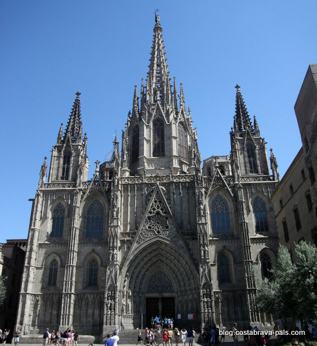 Cathédrale de la Santa Creu et Santa Eulàlia - quartier gothique de Barcelone