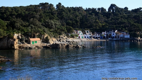 cabanes de pêcheurs sur la Costa Brava - Cala s'alguer