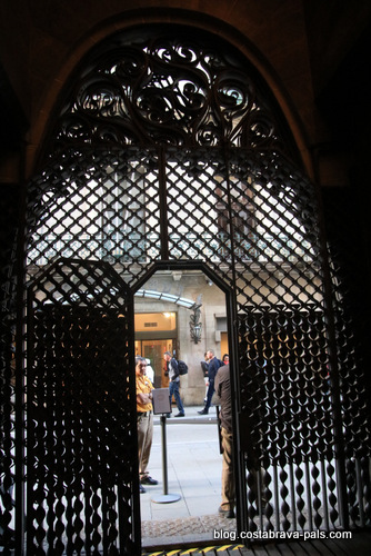 palais Guell à Barcelone - Palau Guell - portes en fer forgé